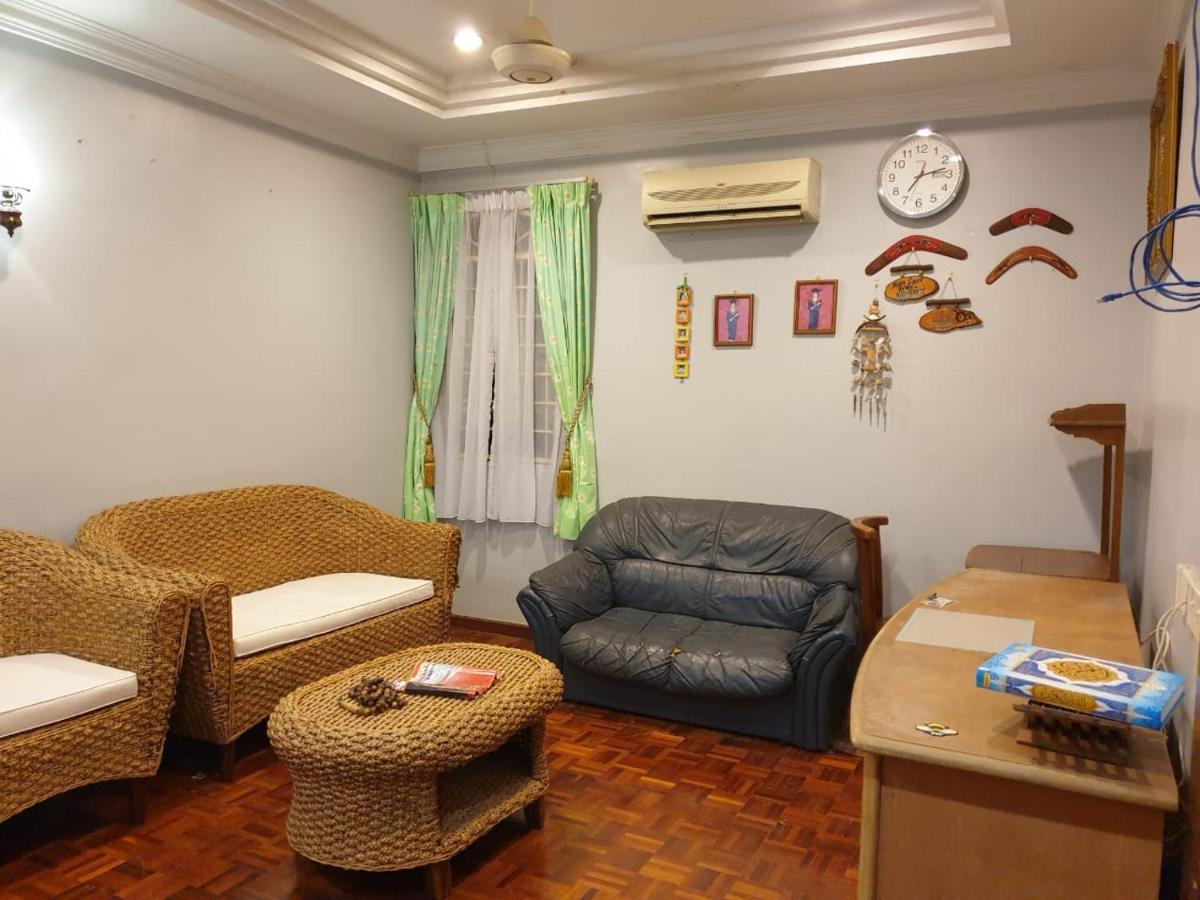 Lavender Impian Homestay Kajang Exterior foto